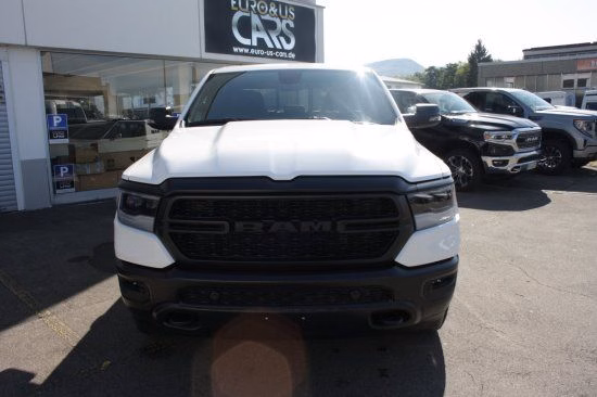 Dodge RAM 5,7ltr 2023 Built to Serve Bliss 12 Zoll LPG