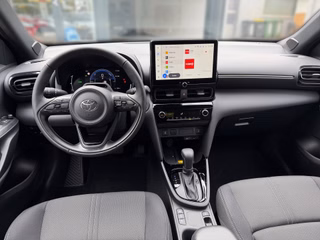 Toyota Yaris Cross Teamplayer + Technik Paket - bilder 17