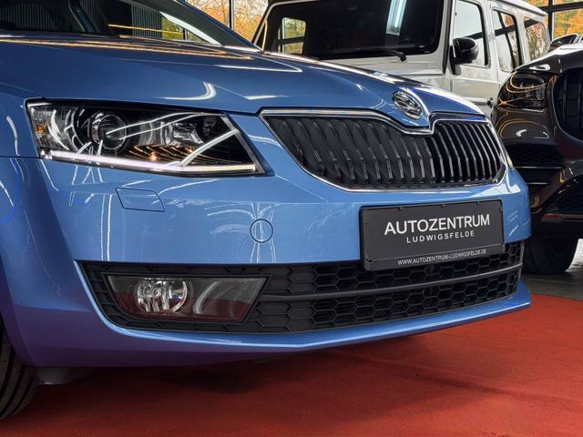 Skoda Octavia Combi Style DSG/AHK/TEMPOMAT/PDC/LED/SUNSET - foto 9