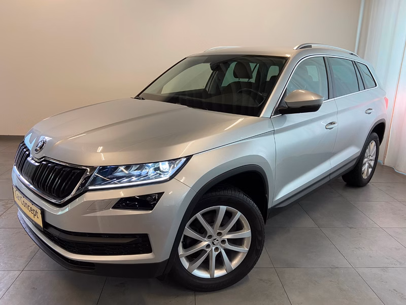 Skoda Kodiaq Style 4x4 TDI AHK StHz LEDER 7 SITZE ACC