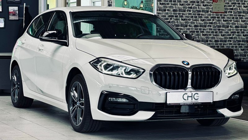 BMW 118i Sport Line 1.HD|LIVE|NAVI|SHZ|PDC|HiFi