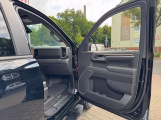 Chevrolet Silverado 6.2 V8 LT Trail Boss 2026 - foto 19