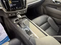 Daumennagel 15 - Volvo V90 Kombi D3 Momentum Geartronic ACC Leder Navi Kamera SHZ