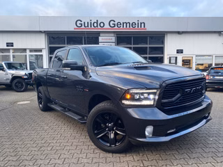 Dodge RAM 1500 Crew Cab Sport 5.7 V8 4x4 DE-Fahrzeug, NAVI Gebrauchtwagen Kaufen | EZ 02/2018