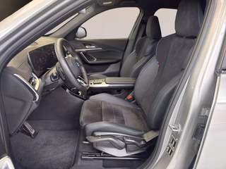 BMW X1 sDrive 18 i M Sport Autom., LED Navi Kamera AHK - bilder 9