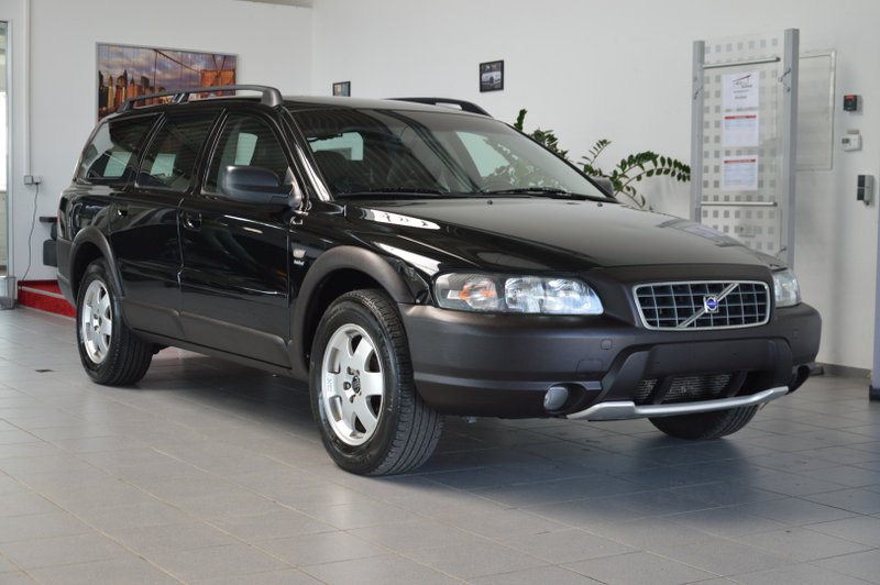 Volvo XC70 D5 AWD 1.HAND|AHK|SHZ|LEDER|MFL