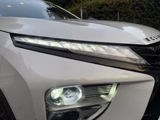 Mitsubishi Eclipse Cross/Plus Select Black Hybrid 4WD - foto 24