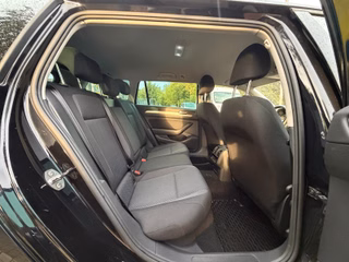 Volkswagen Passat Variant 1.6TDI*Aut.*Navi*LED*AHK*Kamera* - foto 6