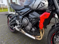 Daumennagel 11 - Triumph Trident 660 Shift Assist+Fly Screen 2. Hand