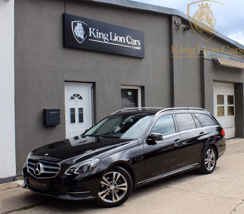 Mercedes-Benz E 220 d T BT 9G AVANTGARDE+AHK+NAVI+LED+DASHCAM+