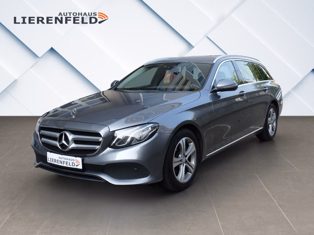 Mercedes-Benz E 220 d T Avantgarde Digitalcockpit AHK - photo 1