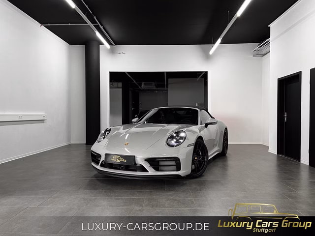 Porsche 911 Carrera 4GTS Cabrio Pr.2024-HA-Carb-Voll-PPF Used vehicle for sale | First registration 04/2024