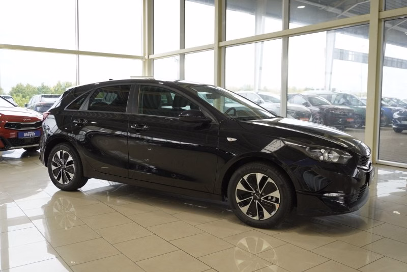 Kia Ceed 1,5 T-GDI 16*Alu/Navi/Kamera/Winterp/Temp.  **