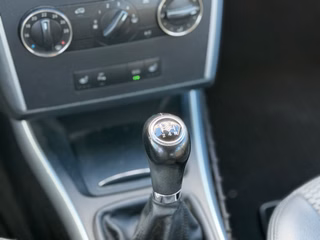 Mercedes-Benz A 160 5-türig EURO5/ Teilleder / SHZ/ NAV - foto 14