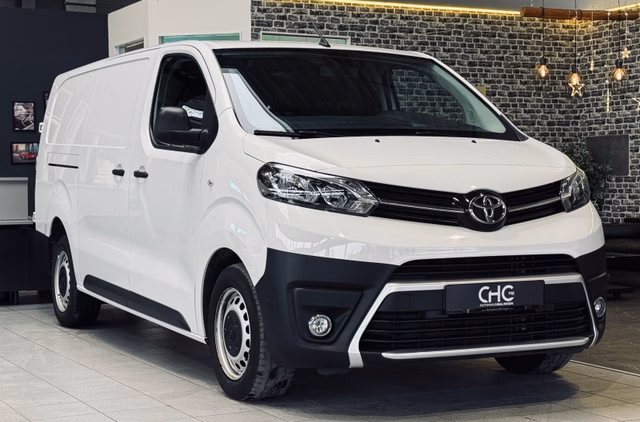 Toyota Proace L2 Kasten 1.HD KAMERA|TEMP.|NAVI|CARPLAY Gebrauchtwagen Kaufen | EZ 09/2023 | Preis 16.176 €