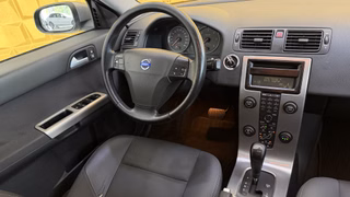 Volvo V50 Kombi D5 AUTOMATIK SHZ A/C - photo 9