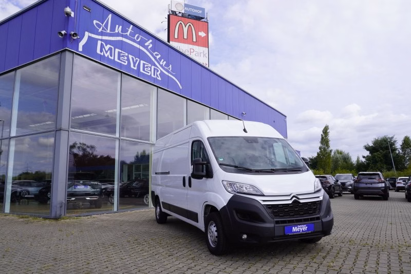 Citroën Jumper 35 L3H2 2,2 140PS Klimaaut/Carplay/Pdc