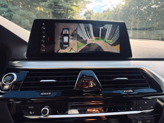 BMW 540i xDrive+HUD+Massage+ACC+AHK+Memory+SD+20"+ - bilder 6