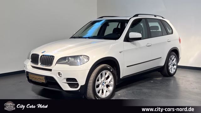BMW X5 xDrive30d STD-HZ-SHZ-PANO-TEMPO-PDC-AHK - photo 1