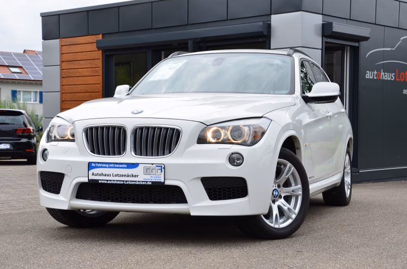 BMW X1 xDrive 23d M-Paket 2 | Allrad | AHK | 8-fach