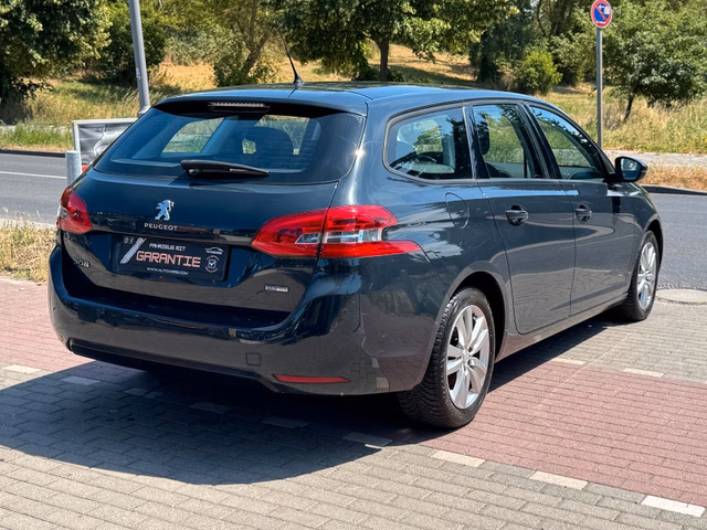 Peugeot 308SW Active 1.2*Klimaautomatik*Temp.*TÜV+ZR NEU - bilder 5