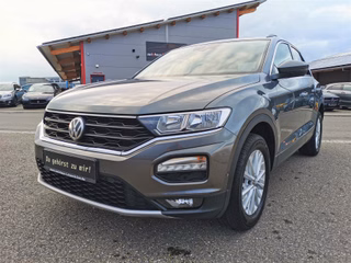 Volkswagen T-Roc 1.0 TSI Style ACC|PARKPILOT|CARPLAY Used vehicle for sale | First registration 12/2018 | Price 18.990 €