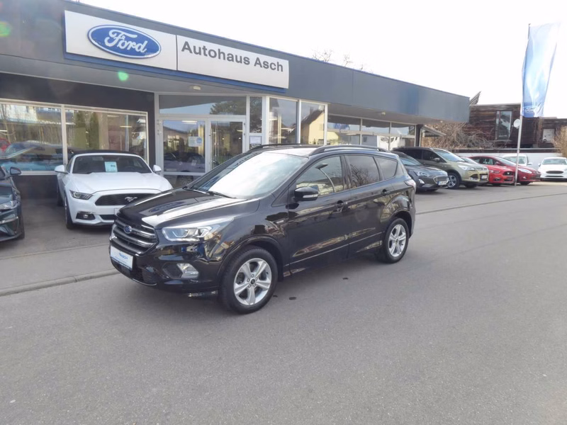 Ford Kuga 2.0 TDCi 2x4 ST-Line