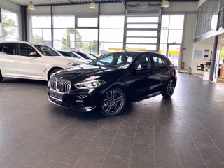 BMW 120dxDrive M Sport 18"LMR/COCKPROF/RFK/DAB/SHZ/KOMFORTZUGANG/AMBIENTE LICHT