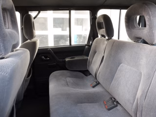 Mitsubishi Pajero TD Classic 2500 aus 2.Hand orig. 128 Tkm - photo 13