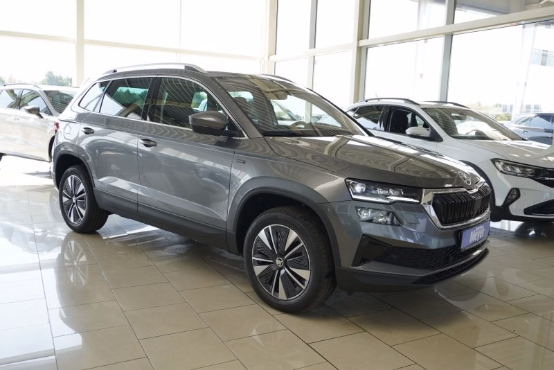 Skoda Karoq Drive 1,5TSI DSG aAHK/Matrix/Kamera/ACC/Winterp.