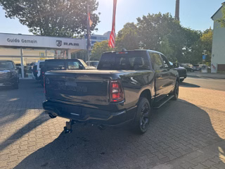 Dodge RAM 5.7 V8 Sport Modell 2026 + offizielles Fahrzeug - foto 5