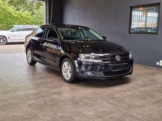 Volkswagen Jetta VI Life 1,2TSI*Navi*Sportsitze*PDC* - photo 1