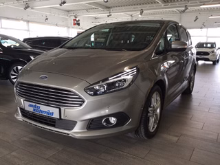 Ford S-MAX Titanium AWD