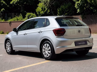 Volkswagen Polo VI Comfortline Automatik - foto 7