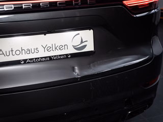 Porsche Cayenne  ACC PANO LUFT SPUR 360-CAM 21" - bilder 16