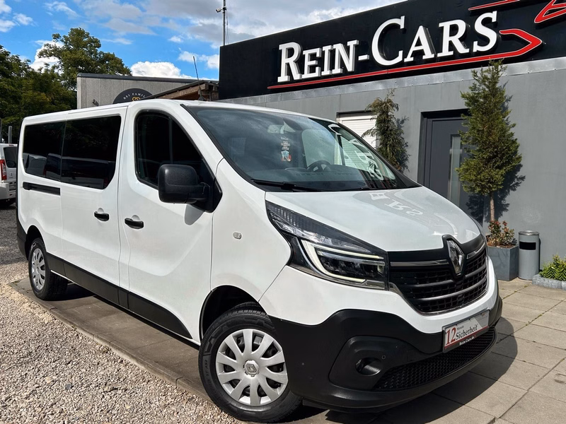Renault Trafic Combi L2H1 3,0t/9-SITZER/MULTI-MEDIA/AHK