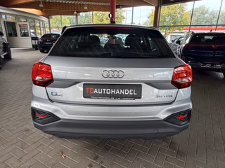 Audi Q2 35 TFSI basis MMI Navigation Plus, LED, 7 Gang S-tronic - foto 6