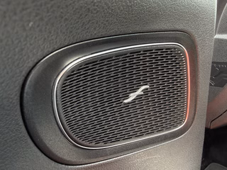 Mercedes-Benz C 300 d AMG-LINE/NIGHT PAKET/LED/SHZ/CARPLAY/PDC+KAM - foto 16
