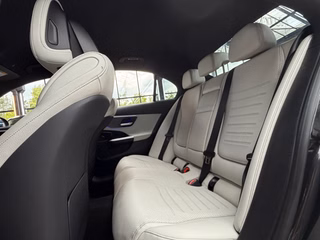 Mercedes-Benz C 300 d AMG-LINE/NIGHT PAKET/LED/SHZ/CARPLAY/PDC+KAM - foto 42