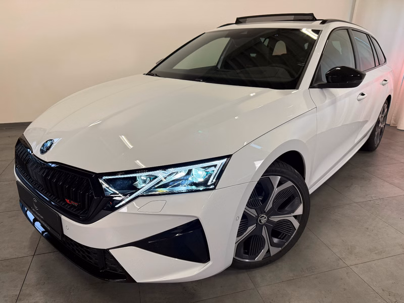Skoda Octavia Combi 2.0 RS PANO HEAD UP 19"