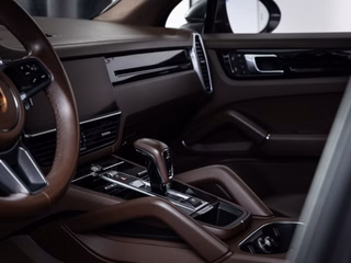 Porsche Cayenne  ACC PANO LUFT SPUR 360-CAM 21" - bilder 4