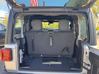 Jeep Wrangler 3.6l V6 Automatik Rubicon - foto 18