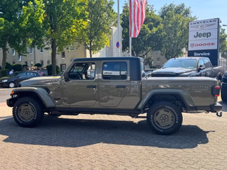 Jeep Gladiator 3.6l V6 Willys '41 Sondermodell - foto 9