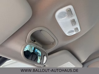 Renault Scenic III BOSE*1.HAND*KLIMA*NAVI*KEY*BT*AHK*CAM - photo 28