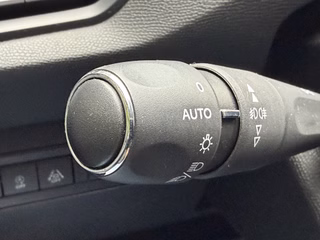 Peugeot 308 SW Allure Automatik Navi CAM Full-LED-Paket - bilder 12