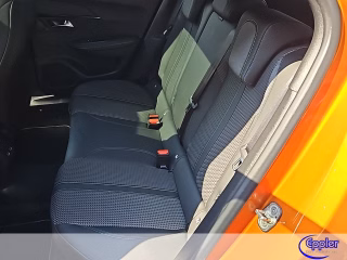 Peugeot 2008 Allure 130 EAT8 GT Line AHK Kamera Navi ACC - foto 10