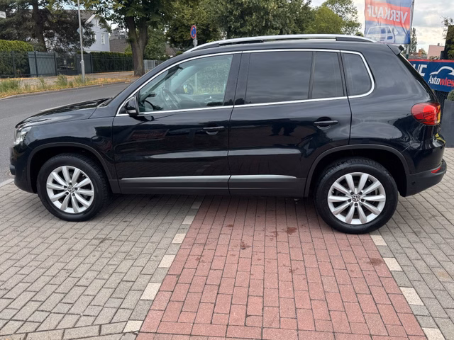 Volkswagen Tiguan 2.0TDI*4x4*Aut.*Leder*Pano*Xenon*Kamera* - foto 7
