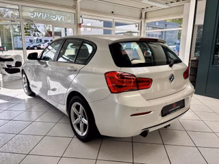 BMW 118 d Sport Line aut.  LED GSHD Navi PDC AHK SHZ - bilder 5