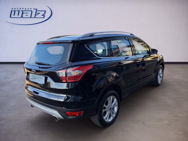 Ford Kuga Titanium +NAVI+AHK+WINTERPAKET+ - foto 2
