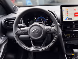 Toyota Yaris Cross Teamplayer + Technik Paket - bilder 14